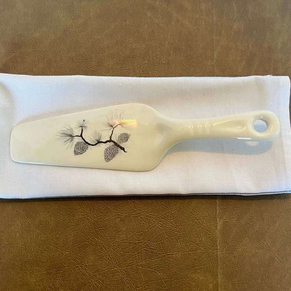 Vintage Harker Pinecone Solid Ceramic Pie/Cake Server 1950s